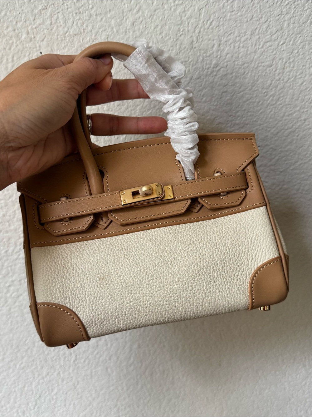 Tan Off-White Colorblock 20 BK w/ Gold HW Lock Key Satchel Crossbody S